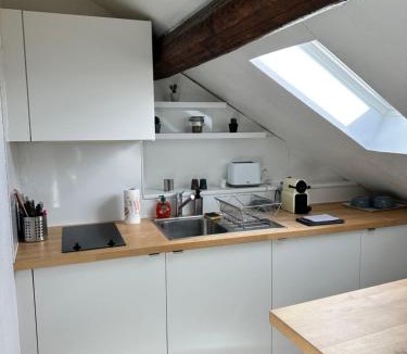 Hincmar Apartment | Studio Clovis