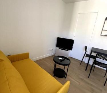 Sablon - Trudaine Apartment | Studio Cocon avec mezzanine