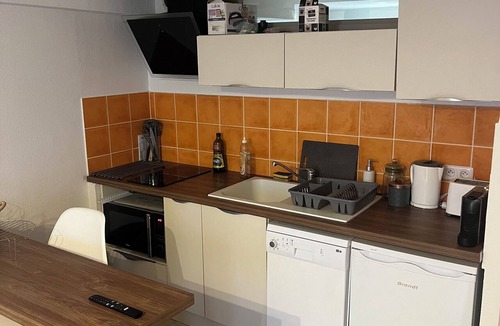 Digne-les-Bains Apartment | Studio in the heart of Digne-les-Bains—max. 4 guests