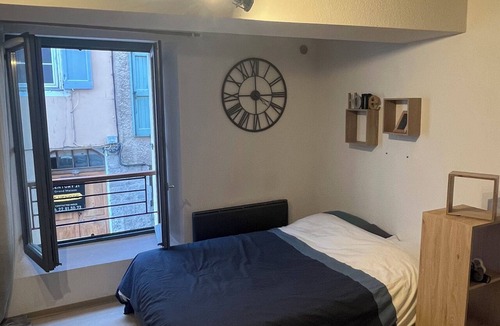 Digne-les-Bains Apartment | Studio in the heart of Digne-les-Bains—max. 4 guests