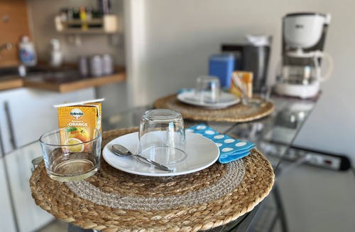 La Californie Apartment | Studio in the low lantern sector near the sea Nice Ouest