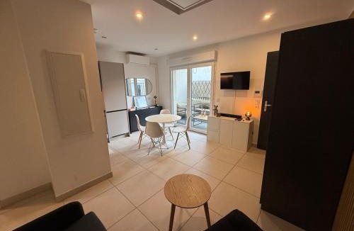 La Castellane Apartment | Studio moderne au cœur du 6e 8e
