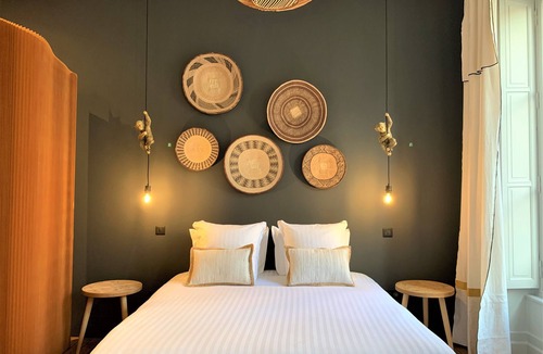 Bordeaux City Centre Bed & Breakfast | Suite MASSAI MARA ideal for 4 people