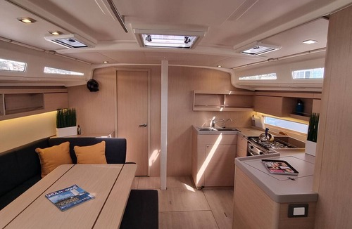 Golfe Juan Boat Rental | Sun-Kissed Sailing Adventure in Provence-Alpes-Côte d'Azur