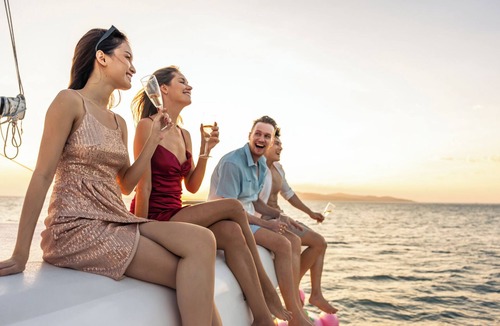 Antibes City Centre Boat Rental | Sun-Kissed Sailing Adventure in Playa de Juan-les-Pins