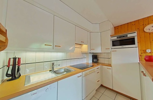 Le Chinaillon Apartment | Sunny 1BR Apartment, Sleeps 4 – Center of Chinaillon, Ski-In/Ski-Out, Stunning Views