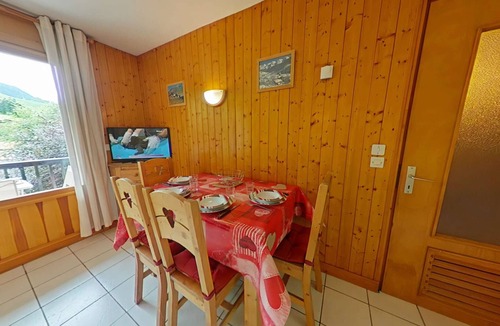 Le Chinaillon Apartment | Sunny 1BR Apartment, Sleeps 4 – Center of Chinaillon, Ski-In/Ski-Out, Stunning Views