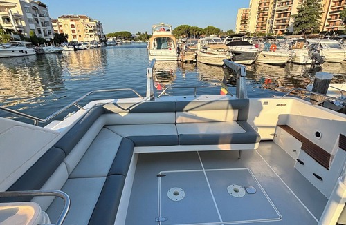 La Napoule Boat Rental | Superb 15-metre boat with Jacuzzi/spa