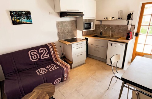 Sainte-Anne du Castellet Apartment | Superb 4-pers T2 gîte 5mn from Castellet & Circuit Paul Ricard, 10mn from beach.