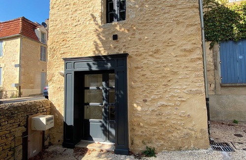 Sainte-Alvere Apartment | Superb apartment in the heart of Sainte Alvère