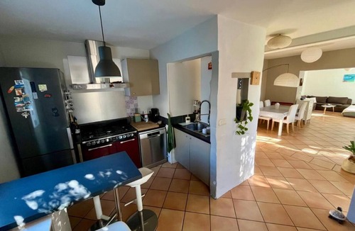Aiguerelles House | SURF garden/pool villa, near town center, 10 minutes from beaches.