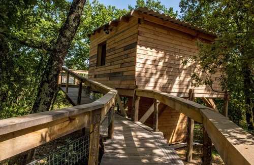 Saint-Remeze Cabin | Te Fiti perched chalet (+12 yrs accompanied by an adult or 2 adults)