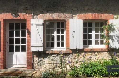 Mornay-sur-Allier House | The cosy retreat