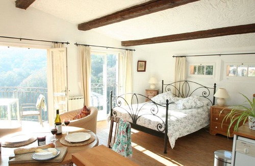 Le Bar-sur-Loup Apartment | Top Studio with * Large Heated Pool *