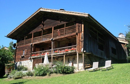 Le Grand-Bornand Ski Chalet | Traditional Aravis farmhouse renovated with taste and comfort.