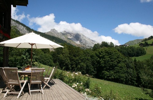 Le Grand-Bornand Ski Chalet | Traditional Aravis farmhouse renovated with taste and comfort.
