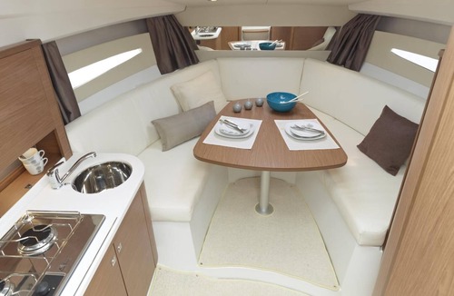 Theoule-sur-Mer Boat Rental | Unusual night aboard a boat Port de La Figueirette