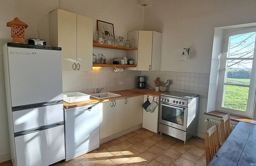 Verneuil-sur-Indre House | Vacation Rental for 12 People · 10 min from Loches · 35 min from Beauval