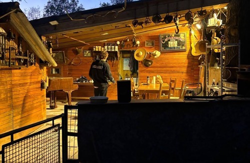 Souppes-sur-Loing Ski Chalet | Valley Chalet