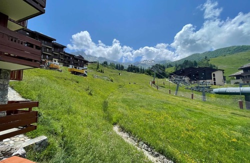 Valmorel Apartment | Valmorel: 33m² Apt, ski-in/ski-out, pets allowed