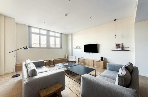 Opera Apartment | Vieux-Port, Appartement géant de 11 chambres & 11 salles de bain