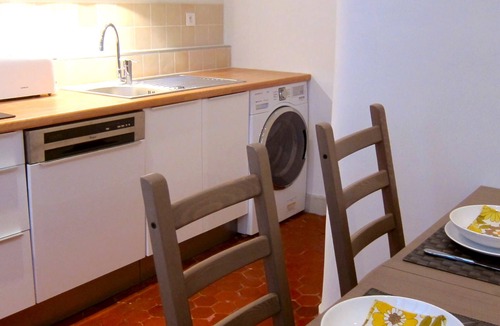 Opera Apartment | VIEUX PORT: LARGE, COMFORTABLE DUPLEX APARTMENT