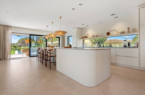Sainte-Maxime Villa | Villa 400m² | Sea view | close to the center | luxury