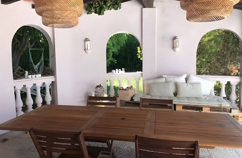 Le Brusc Villa | Villa 'Avec Piscine 2 Mn La Plage' with Private Pool, Wi-Fi and Air Conditioning