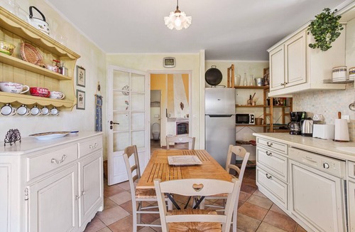 Miramar House | Villa 'Bella T4 Vista Mare Porto 68' with Sea View, Private Terrace and Wi-Fi