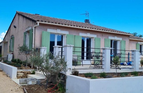 Menerbes Villa | Villa de 3 chambres avec piscine privee jardin et wifi a Menerbes