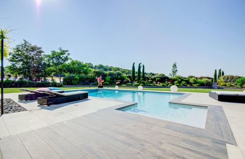 Grand Sud Villa | VILLA EMANEA with swimming pool in the heart of Provence Aixoise