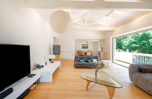 Soorts-Hossegor House | Villa Estrella between lake and ocean with private pool, private terrace, and Wi-Fi