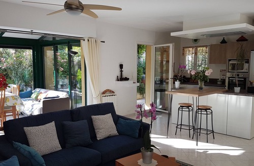 Saint-Jacques House | Villa for 6 people with private spa—quiet, garden, air conditioning—Grasse