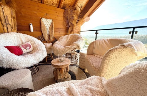 Viviers-du-Lac Villa | Villa: heated pool spa sauna air conditioning