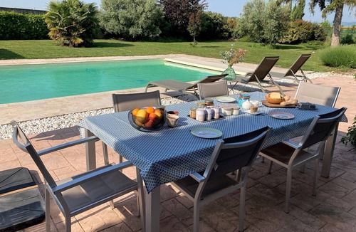 Alixan Villa | Villa in the countryside with swimming pool and abig garden, ideal for families!
