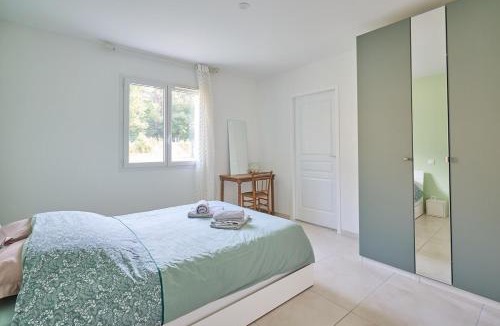 Le Verdon-sur-Mer House | Villa Jardin et forêt océan au Verdon