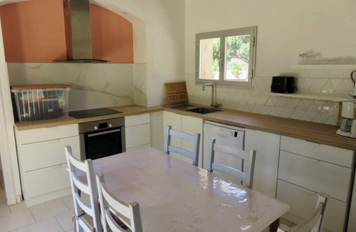 Sainte-Maxime Villa | Villa- Mazet 59 - Two Bedroom Villa, Sleeps 5