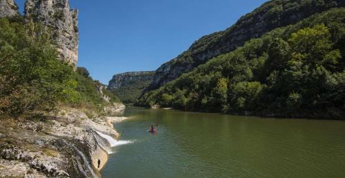 Saint-Remeze House | Villa Oléa avec piscine privée et proche des Gorges de l'Ardèche