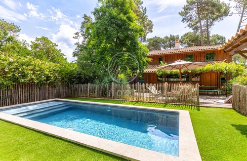 Piraillan Cabin | Villa on the edge of a nature reserve with heated pool