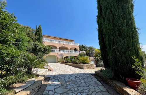 La Cadiere-d'Azur House | Villa Standing 160m2 piscine, Mer proche Bandol Sanary Le Castelet St-Cyr/mer