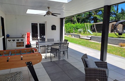 Mont-de-Marsan Villa | Villa-type house with terrace and pool