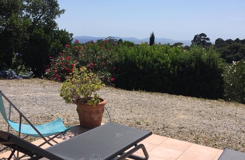 La Croix-Valmer House | Villa with a stunning ocean view and a quiet, shaded terrace; air-conditioned bedrooms