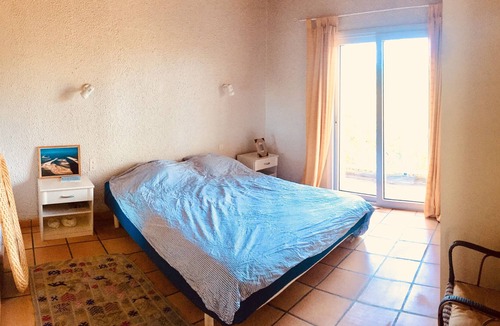 Le Canon House | Villa with Pool, sleeps 9 located at Canon, between the pond and the ocean