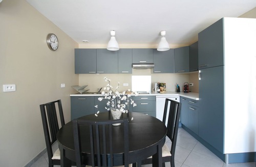 Mazan House | Villa with private pool in the countryside near the village