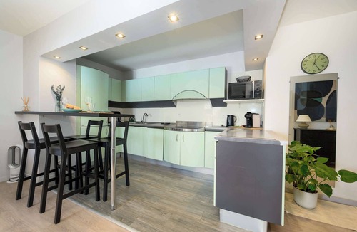 La Californie Apartment | Vue mer & terrasse 5 pers, proche plage et centre