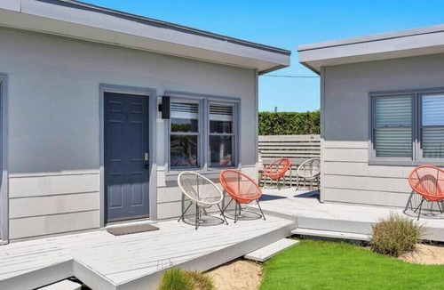 Hampton Bays Hotel | Waterfront studio and more in a Boutique Hotel, Heart of Hampton Bays,.