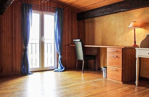 Saint-Paul-en-Foret House | Welcome to this spacious cottage with panoramic view and sauna.