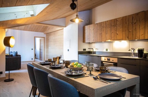 Montalbert Apartment | Wifi, swimming pool, sauna, hammam, balcony, parking, ski locker, 76-101m², Montalbert