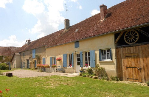 Thury Cottage | With family or friends, space, tranquility, nature and comfort. Up to 8 people