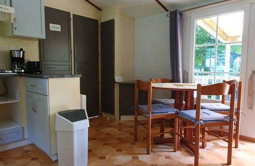 Le Change House | ZEcamping 3 étoiles piscine chauffée locatif BBQ clim 32m2 4 pers